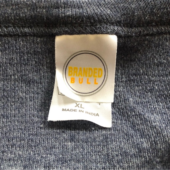 EUC ladies Branded Bull soft long sleeve scrub tees. Blue and Red. Size XL - Picture 3 of 6